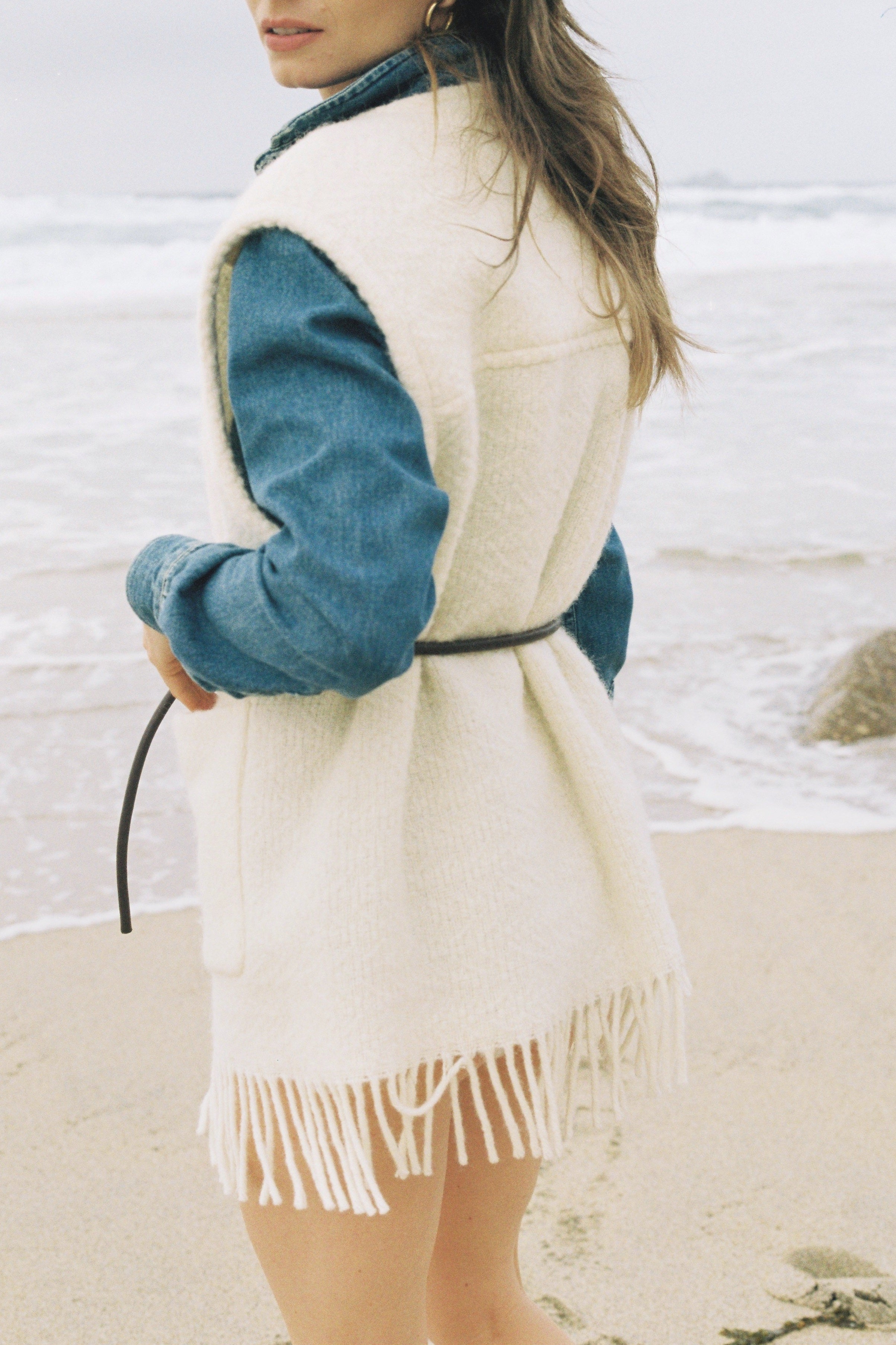 Frida Gilet - Cream Fringe